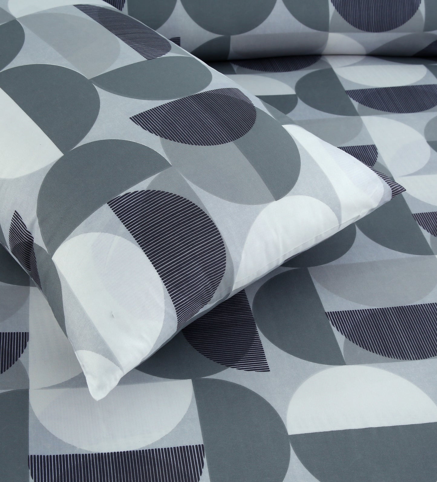 6 Piece - Mint, White & Grey Circular Printed Duvet Cover Set