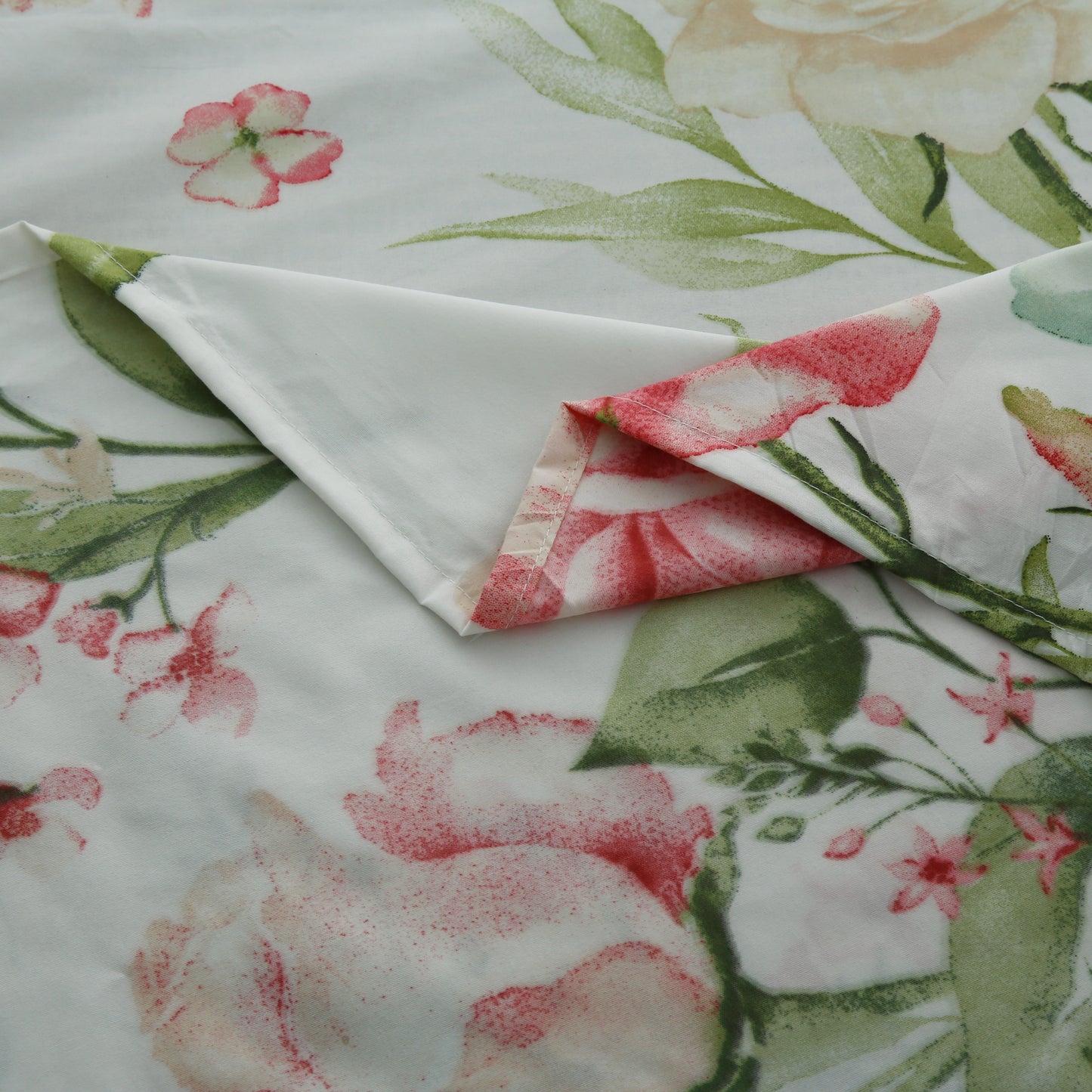 6 Piece - Ivory Gift Wrap Printed Duvet Cover Set