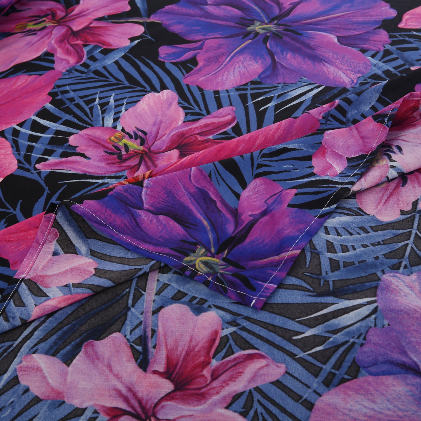 3/6 Piece - Magenta Roses on Black Set - 3210