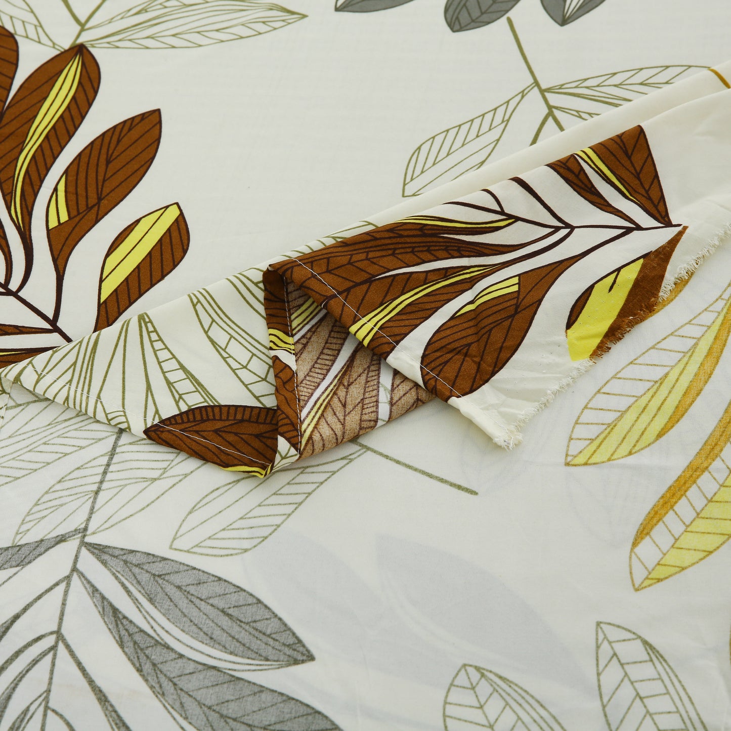 6 Piece - Brown Leaf Printed Duvet Cover Set