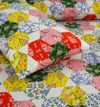 6 Piece - Multi Hexa Patch Printed Duvet Cover Set