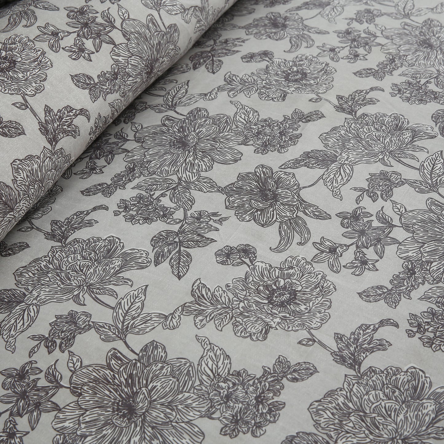 6 Piece - Grey Flowered Printed Duvet Cover Set